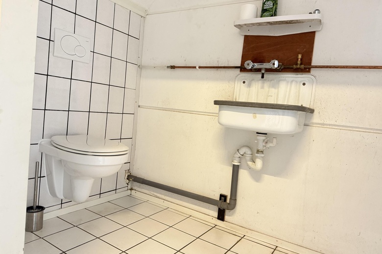 BedrijfsruimteaanRosbayerweg 131<br/> inWormerveer