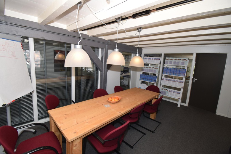 KantoorruimteaanOude Nieuwveenseweg 111 - 113<br/> inNieuwveen KantoorruimteaanOude Nieuwveenseweg 111 - 113<br/> inNieuwveen