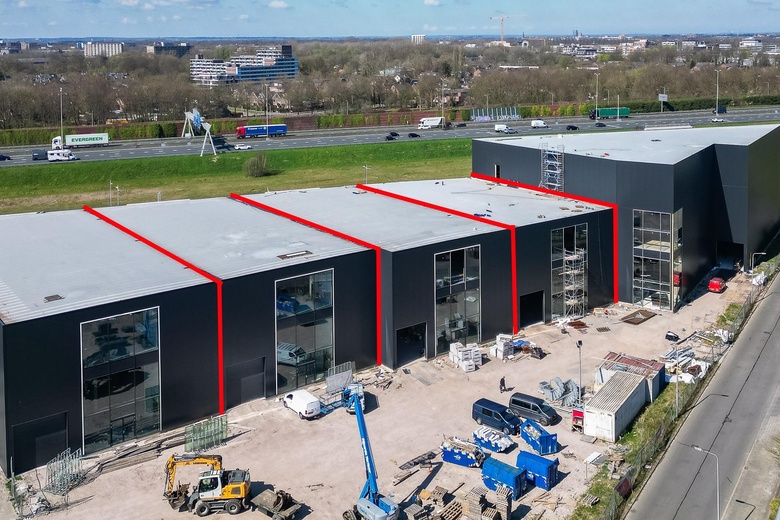BedrijfsruimteaanDe Windturbine 11-17<br/> inAmersfoort BedrijfsruimteaanDe Windturbine 11-17<br/> inAmersfoort