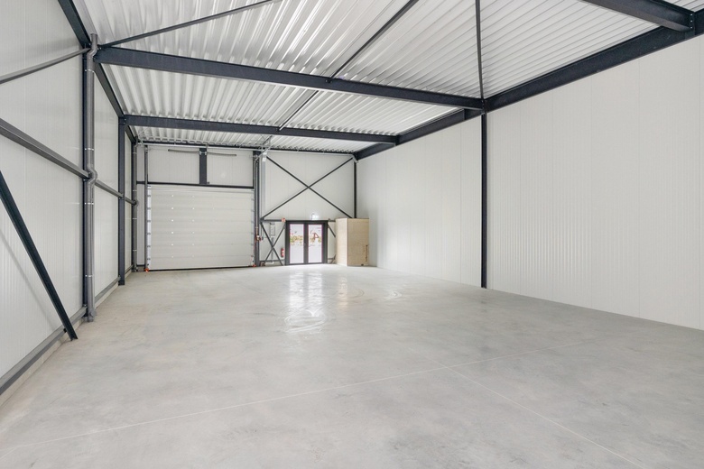 BedrijfsruimteaanVia Fabrica 4<br/> inVoerendaal