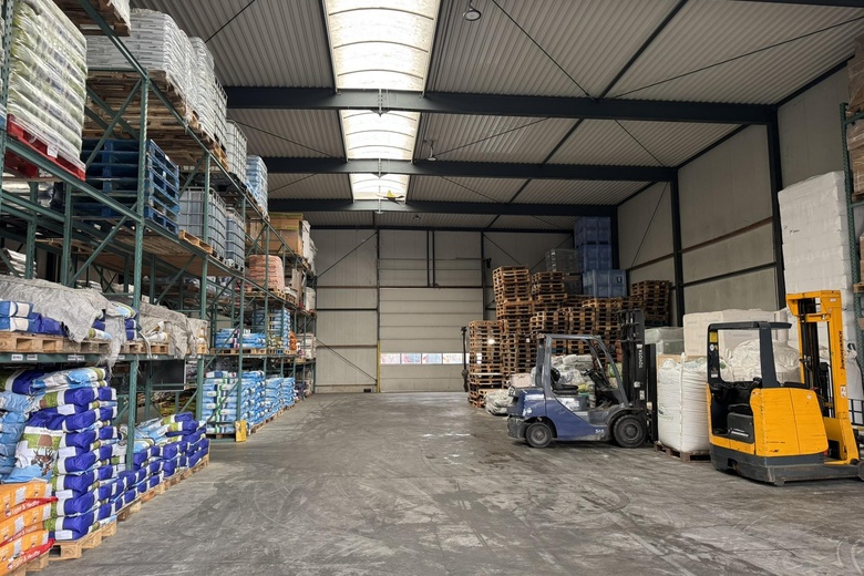 Bedrijfsruimteaan's-Gravenweg 312<br/> inNieuwerkerk aan den IJssel