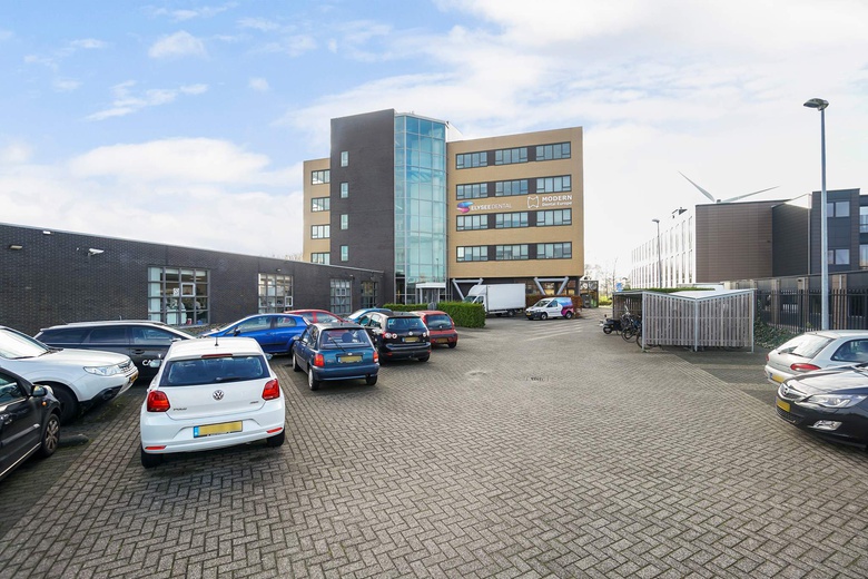 KantoorruimteaanFlemingweg 14<br/> inAlphen aan den Rijn KantoorruimteaanFlemingweg 14<br/> inAlphen aan den Rijn