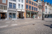 Bekijk foto 3 van Markt 67
