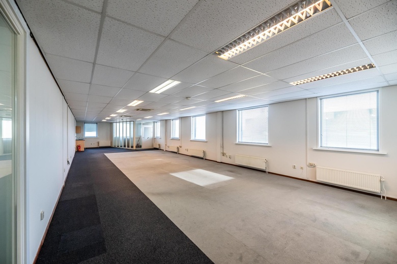 KantoorruimteaanBeatrixhaven 8 b<br/> inWerkendam KantoorruimteaanBeatrixhaven 8 b<br/> inWerkendam