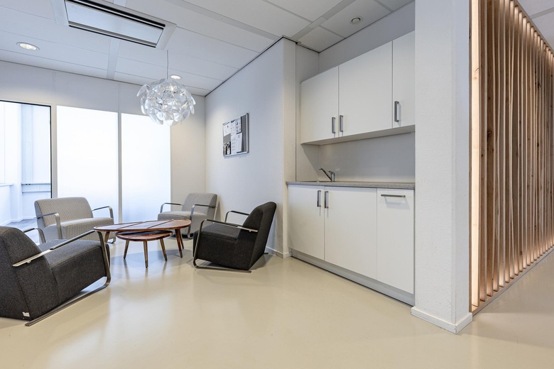 KantoorruimteaanBeemdstraat 44<br/> inEindhoven KantoorruimteaanBeemdstraat 44<br/> inEindhoven