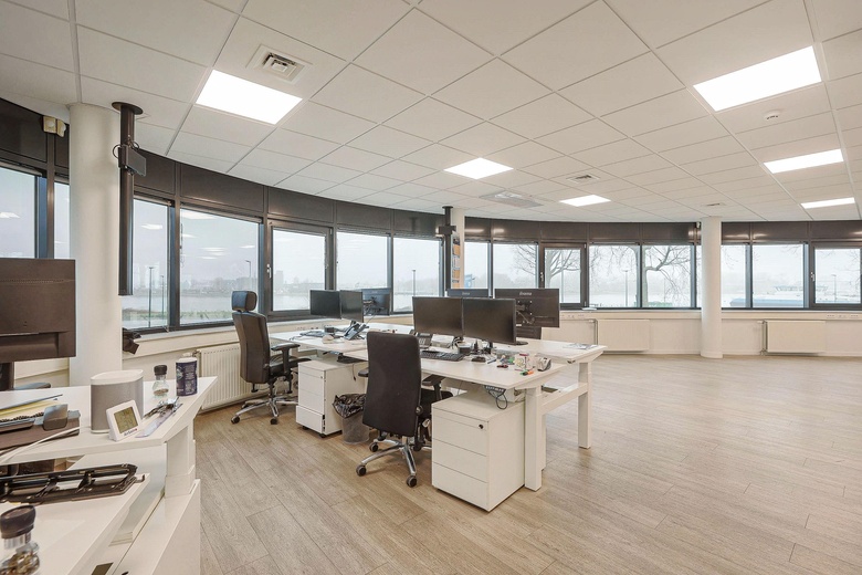 BedrijfsruimteaanDukdalfweg 60<br/> inAmsterdam