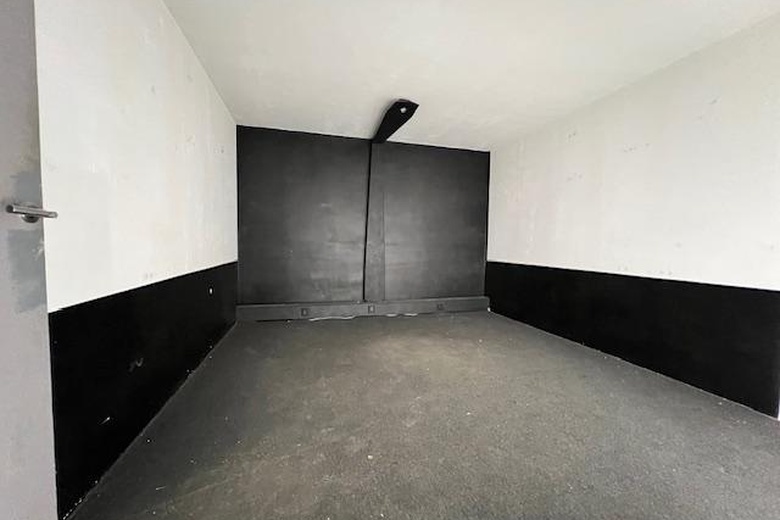 BedrijfsruimteaanUlgersmaweg 137<br/> inGroningen BedrijfsruimteaanUlgersmaweg 137<br/> inGroningen