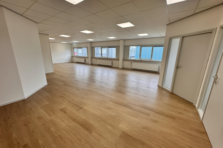 Kantoorruimteaande Oude Veiling 72<br/> inZwaag