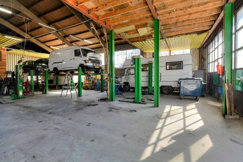 BedrijfsruimteaanAbdis van Thornstraat 16 - 18<br/> inGilze