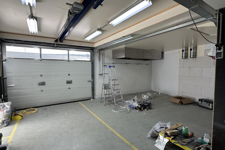 BedrijfsruimteaanAmpereweg 13<br/> inWoerden BedrijfsruimteaanAmpereweg 13<br/> inWoerden