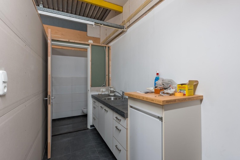 BedrijfsruimteaanWezelkoog 42<br/> inAlkmaar