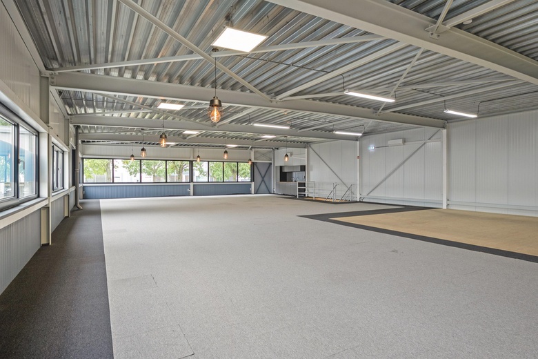 BedrijfsruimteaanBergerweg 140<br/> inSittard BedrijfsruimteaanBergerweg 140<br/> inSittard