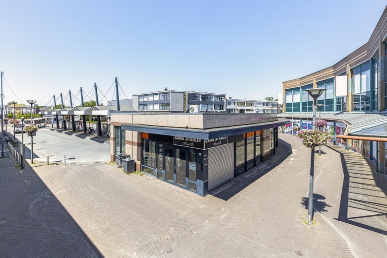 WinkelruimteaanRoselaarplein 17 - 31<br/> inRoosendaal