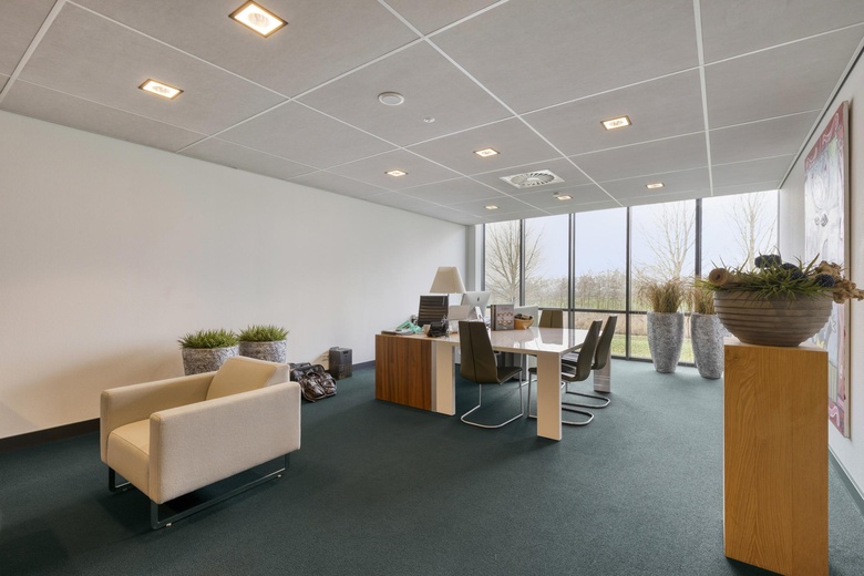 BedrijfsruimteaanGompenstraat 23<br/> inWaalwijk