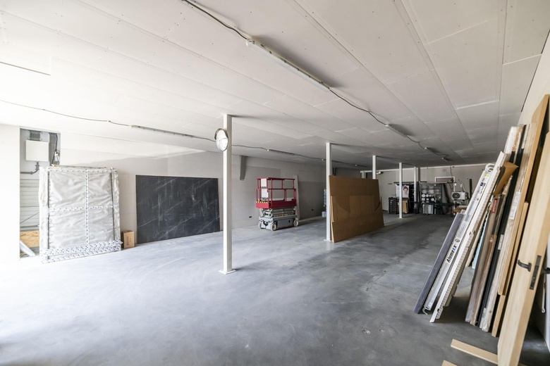 BedrijfsruimteaanThurledeweg 30<br/> inRotterdam BedrijfsruimteaanThurledeweg 30<br/> inRotterdam