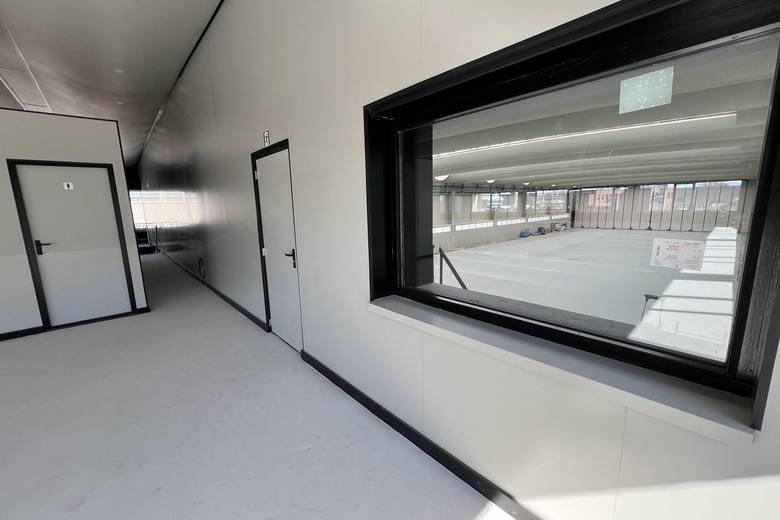 BedrijfsruimteaanLindtsedijk 14 C<br/> inZwijndrecht