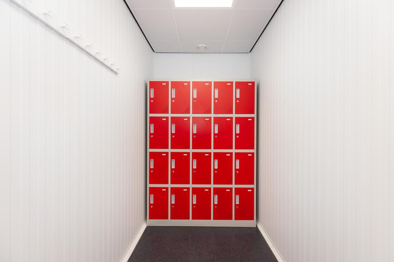 BedrijfsruimteaanDuivendrechtsekade 71<br/> inAmsterdam