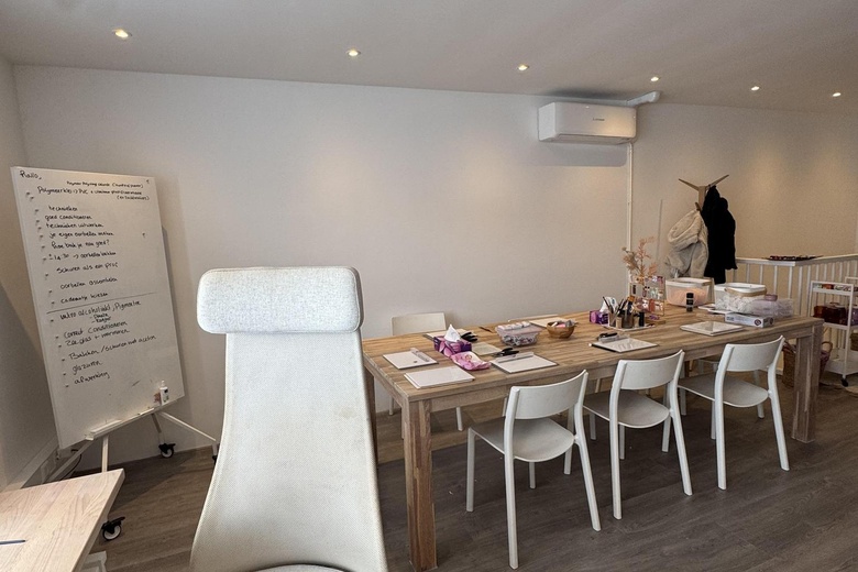 BedrijfsruimteaanZandzuigerstraat 108<br/> inAlmere BedrijfsruimteaanZandzuigerstraat 108<br/> inAlmere