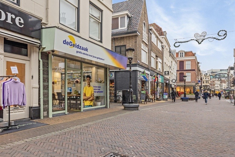 WinkelruimteaanSteenweg 20<br/> inUtrecht WinkelruimteaanSteenweg 20<br/> inUtrecht