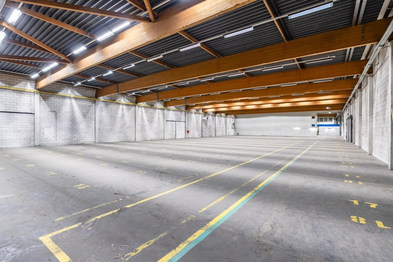 Bedrijfsruimteaan's-Gravelandseweg 379<br/> inSchiedam Bedrijfsruimteaan's-Gravelandseweg 379<br/> inSchiedam