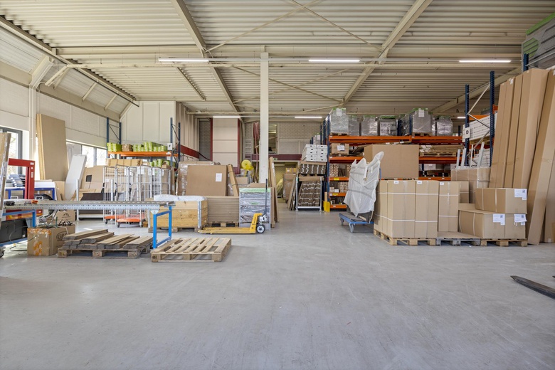 BedrijfsruimteaanIndustrieweg 2<br/> inWaalwijk BedrijfsruimteaanIndustrieweg 2<br/> inWaalwijk