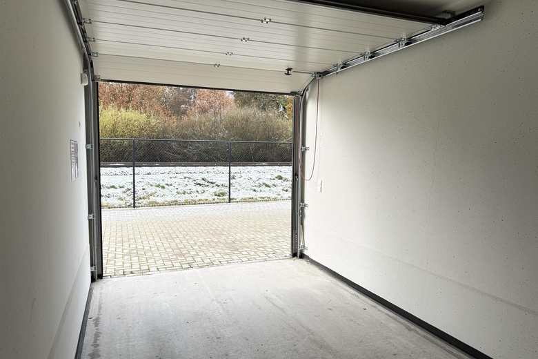 BedrijfsruimteaanAmbachtstraat 36 a 28<br/> inBorne BedrijfsruimteaanAmbachtstraat 36 a 28<br/> inBorne