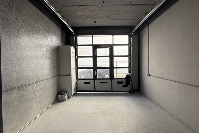 BedrijfsruimteaanHogeweyselaan 201 S<br/> inWeesp