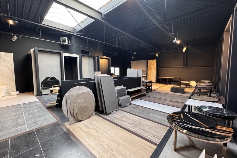 BedrijfsruimteaanDukdalfweg 21<br/> inAlmere