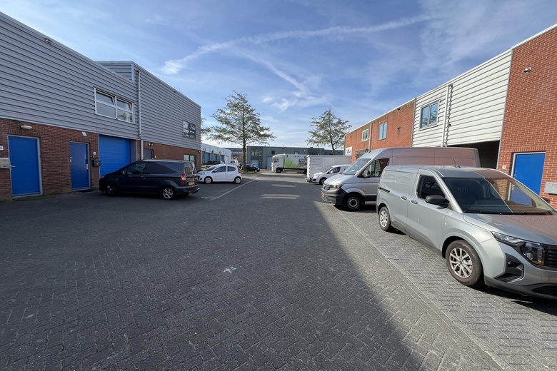 BedrijfsruimteaanPenningweg 16<br/> inZaandam BedrijfsruimteaanPenningweg 16<br/> inZaandam