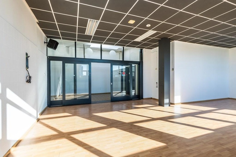 KantoorruimteaanPiekstraat 15 35<br/> inRotterdam KantoorruimteaanPiekstraat 15 35<br/> inRotterdam