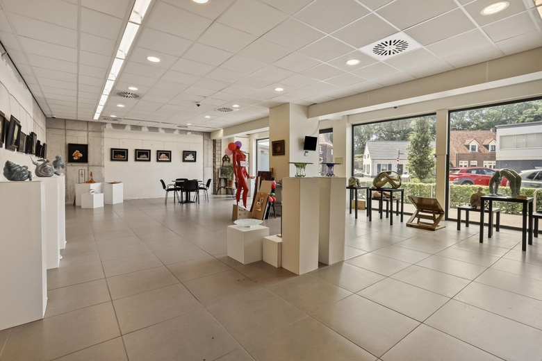 WinkelruimteaanKloosterstraat 14 - 66<br/> inGrubbenvorst WinkelruimteaanKloosterstraat 14 - 66<br/> inGrubbenvorst
