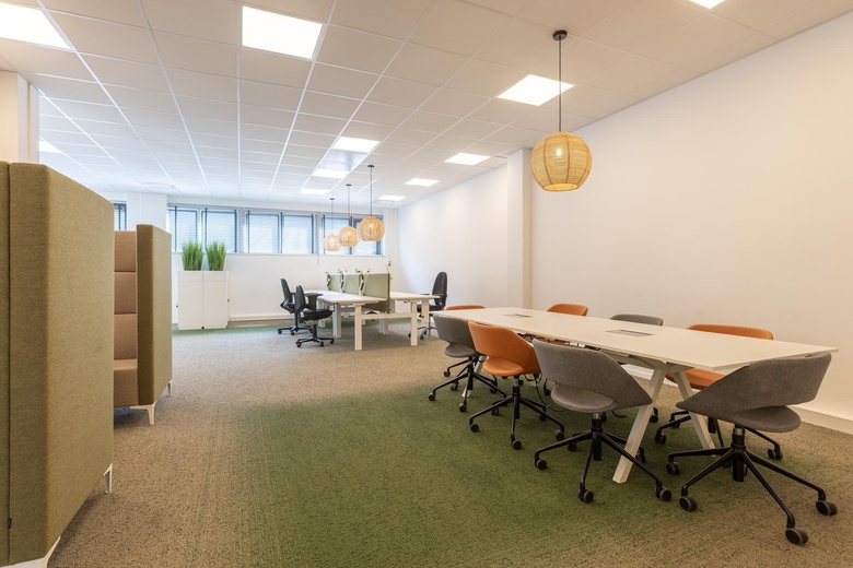 KantoorruimteaanAmsterdamsestraatweg 15 G<br/> inNaarden