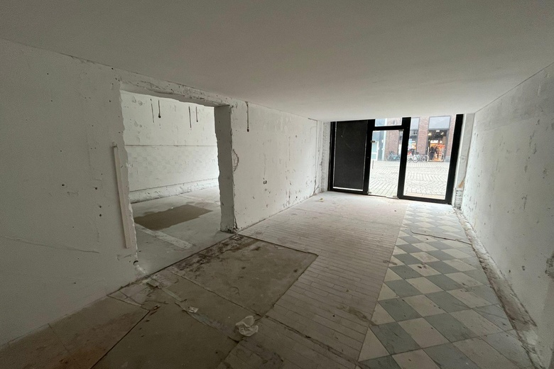 WinkelruimteaanPensmarkt 7 - 11<br/> inDen Bosch WinkelruimteaanPensmarkt 7 - 11<br/> inDen Bosch
