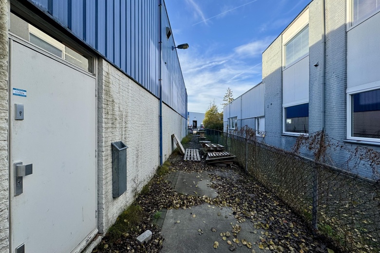 BedrijfsruimteaanHoutkopersstraat 12<br/> inZwijndrecht