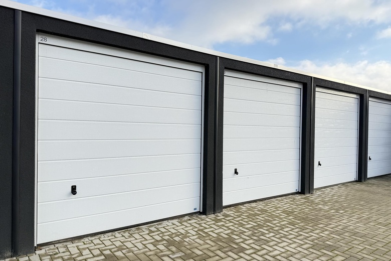 BedrijfsruimteaanAmbachtstraat 36 a 28<br/> inBorne BedrijfsruimteaanAmbachtstraat 36 a 28<br/> inBorne