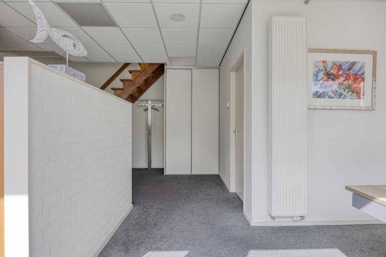 Kantoorruimteaan't Dorp 103<br/> inHeesch Kantoorruimteaan't Dorp 103<br/> inHeesch
