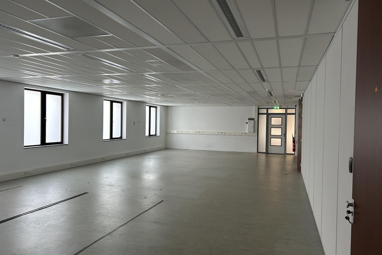 KantoorruimteaanDe Bouw 87 - 89<br/> inHouten