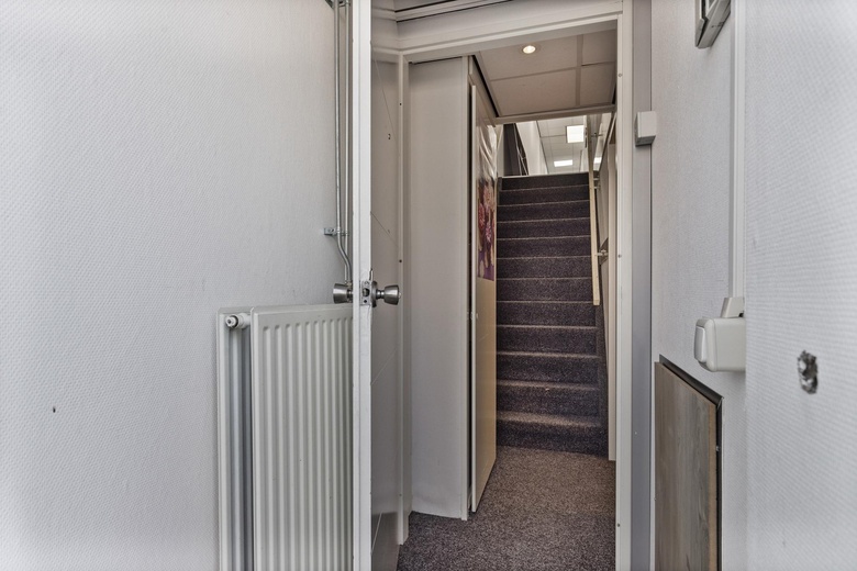 BedrijfsruimteaanTweelingenlaan 34 B<br/> inApeldoorn BedrijfsruimteaanTweelingenlaan 34 B<br/> inApeldoorn