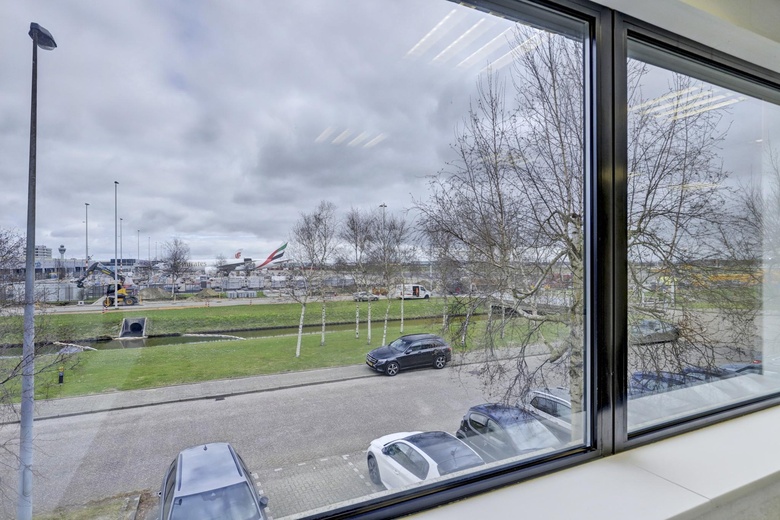 KantoorruimteaanToekanweg 2<br/> inSchiphol KantoorruimteaanToekanweg 2<br/> inSchiphol