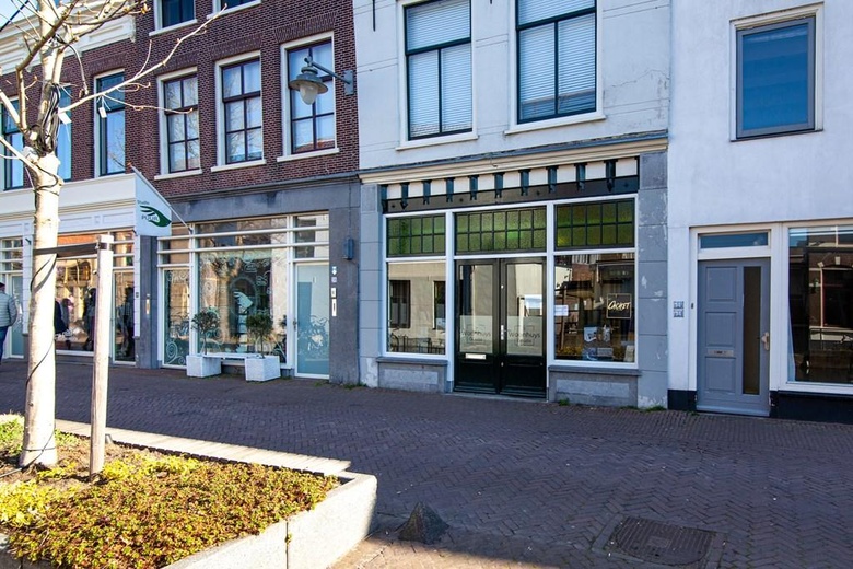Bekijk foto 1 van Zeugstraat 36 Bekijk foto 1 van Zeugstraat 36