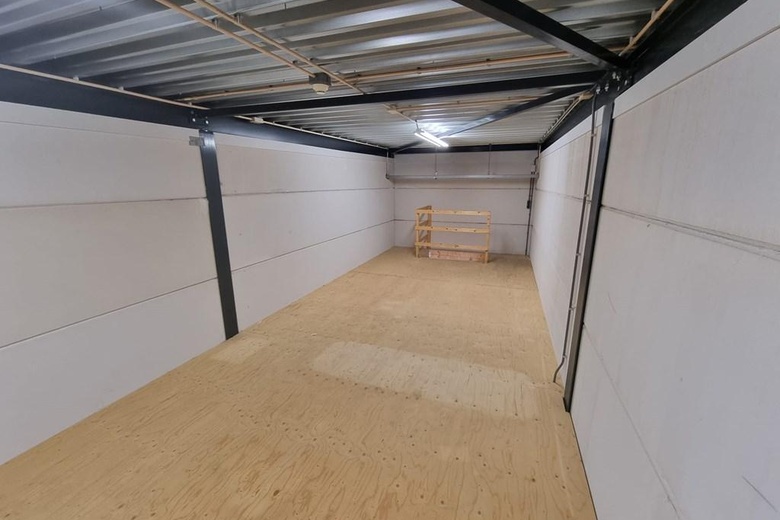 BedrijfsruimteaanGrote Esch 830 A41<br/> inMoordrecht