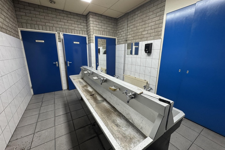 BedrijfsruimteaanSluispolderweg 71<br/> inZaandam BedrijfsruimteaanSluispolderweg 71<br/> inZaandam