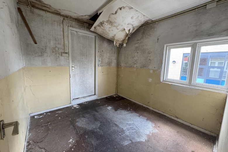 BedrijfsruimteaanRosmolenstraat 32 A<br/> inZaandam