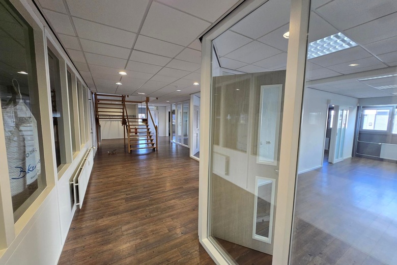 BedrijfsruimteaanNijverheidstraat 2<br/> inMoerkapelle BedrijfsruimteaanNijverheidstraat 2<br/> inMoerkapelle