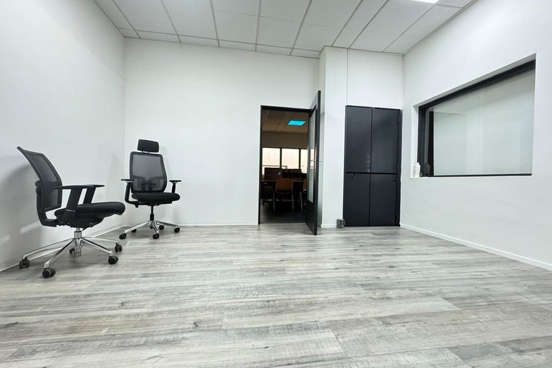 KantoorruimteaanAmbachtsweg 1 B<br/> inBladel KantoorruimteaanAmbachtsweg 1 B<br/> inBladel