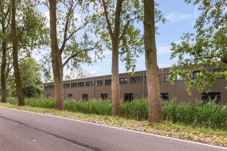 BedrijfsruimteaanTitaniumweg 20<br/> inAlphen aan den Rijn BedrijfsruimteaanTitaniumweg 20<br/> inAlphen aan den Rijn