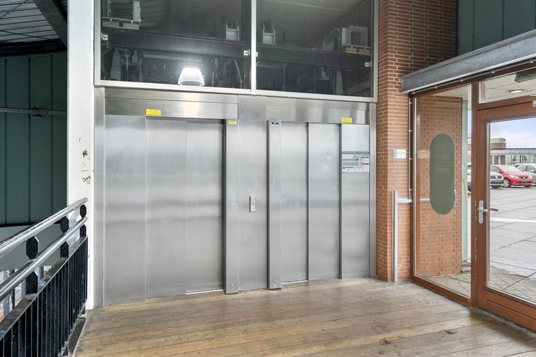 BedrijfsruimteaanVelperbinnensingel 2<br/> inArnhem BedrijfsruimteaanVelperbinnensingel 2<br/> inArnhem