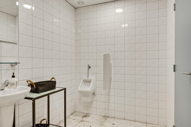 KantoorruimteaanMinderbroederssingel 52<br/> inRoermond KantoorruimteaanMinderbroederssingel 52<br/> inRoermond