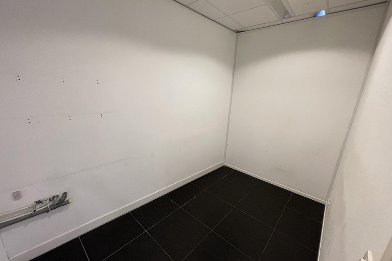 WinkelruimteaanKanaalstraat 60<br/> inLisse