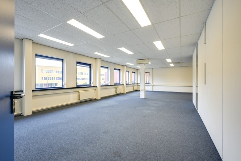 BedrijfsruimteaanArchimedesbaan 21<br/> inNieuwegein